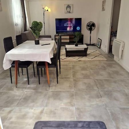 Appartement En Residence Gagny Экстерьер фото