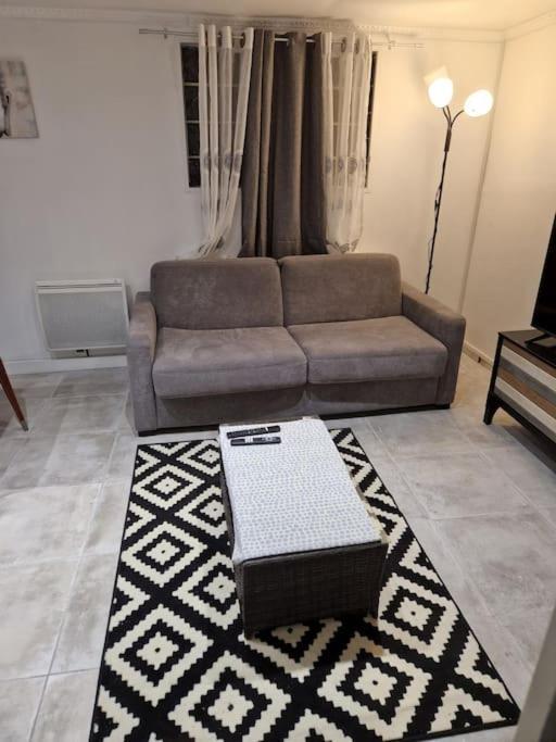 Appartement En Residence Gagny Экстерьер фото